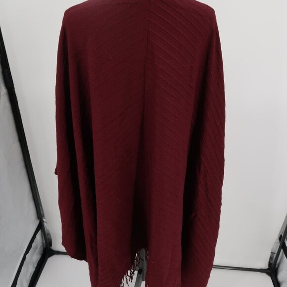 Lane Bryant Maroon/Holiday Cranberry Shawl w/Fringe One Size - Picture 9 of 9